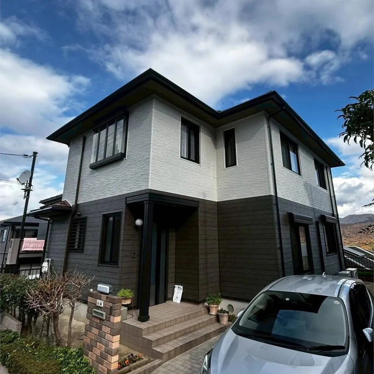 施工事例「【実績紹介】安芸区／外壁カバー工事」