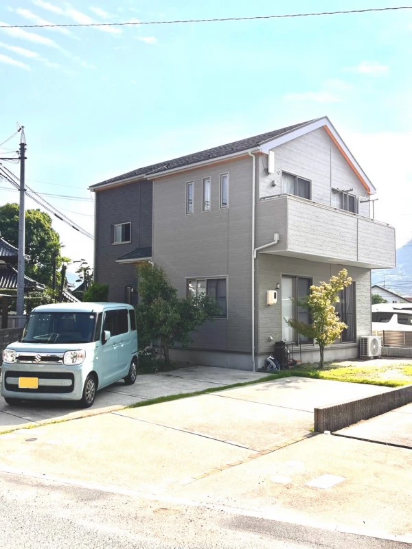 2025年07月26日 09:00の施工事例：【実績紹介】広島市／外壁カバー・バルコニーテラス工事