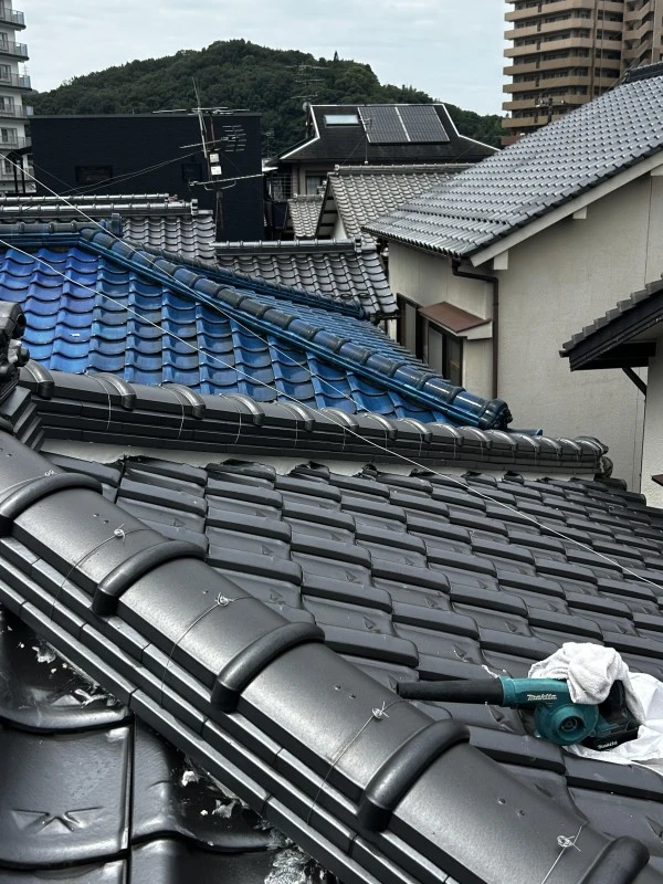 2026年08月28日 10:00の施工事例:屋根漆喰補修・下屋根板金塗装工事 広島県安芸郡海田町E様邸
