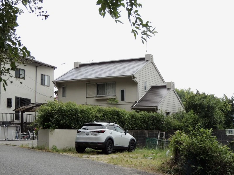 2026年08月28日 10:00の施工事例：築40年積水ハウスの屋根リフォーム！ガルバリウム鋼板カバー工法で暑さ・湿度対策とコスト削減を両立　広島県呉市K様邸