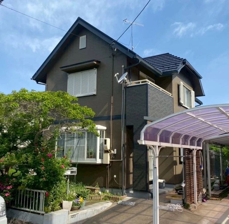 2025年06月28日 10:00の施工事例：【実績紹介】東広島市／外壁カバー・外壁塗装工事